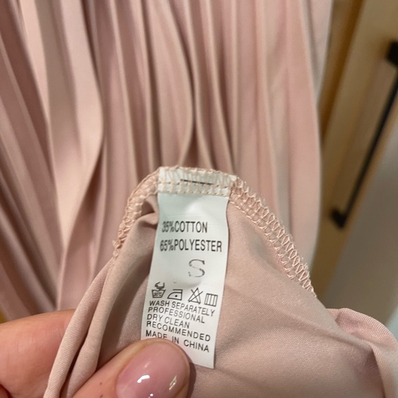 Light pink full length skirt - Picture 4 of 8